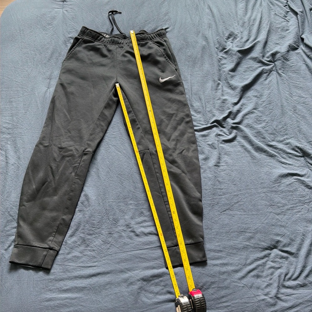 NIKE JOGGERS - medium, black. 28" inseam.